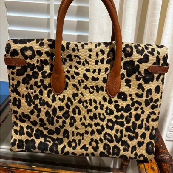 Ralph Lauren Collectors Ricky Bag. Leopard, Canvas Tote with Brown Leather Trim. - Picture 3 of 7